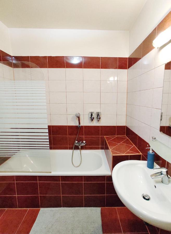 Keleti Aparthotel Будапеща Екстериор снимка